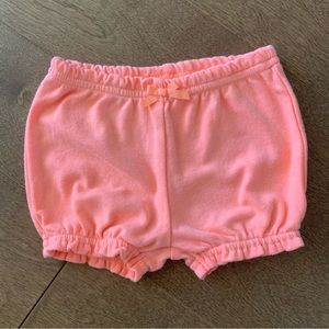 3/$10 CARTERS Baby girl shorts 6m